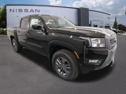 New 2025 Nissan Frontier SV w/ SV Convenience Package
