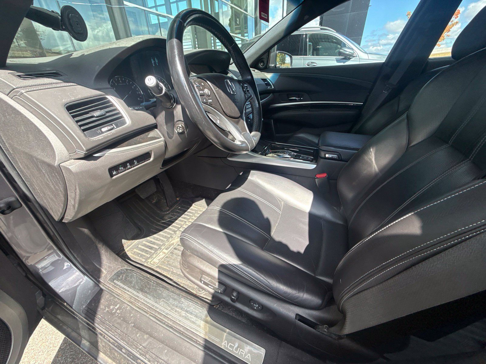 Used 2018 Acura RLX w/ Advance Package AWD/4WD image 9