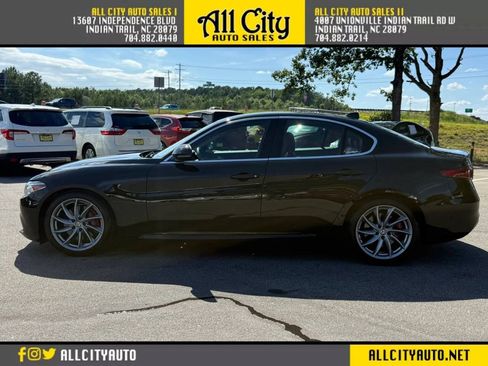 Used 2019 Alfa Romeo Giulia RWD image 4