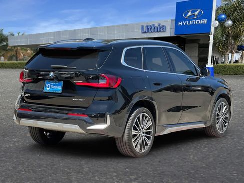 Used 2025 BMW X1 xDrive28i w/ Technology Package AWD/4WD image 3