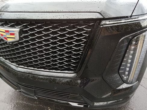 Used 2026 Cadillac Escalade Sport w/ Touring Package image 7