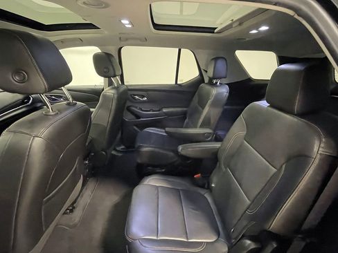 Used 2019 Chevrolet Traverse Premier w/ Redline Edition AWD/4WD image 19