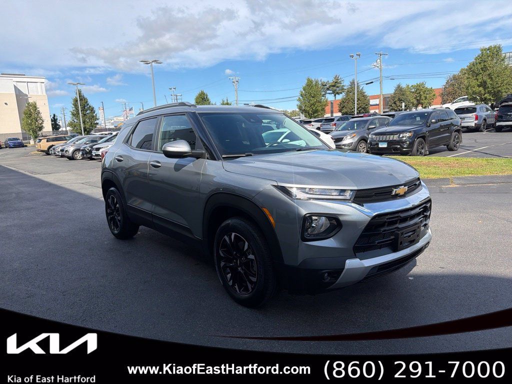 Used 2023 Chevrolet TrailBlazer LT w/ Convenience Package AWD/4WD image 5