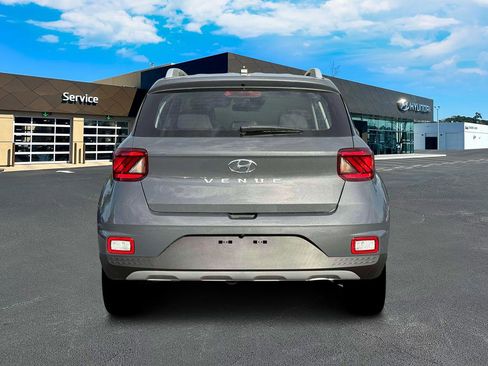 New 2026 Hyundai Venue SEL image 7
