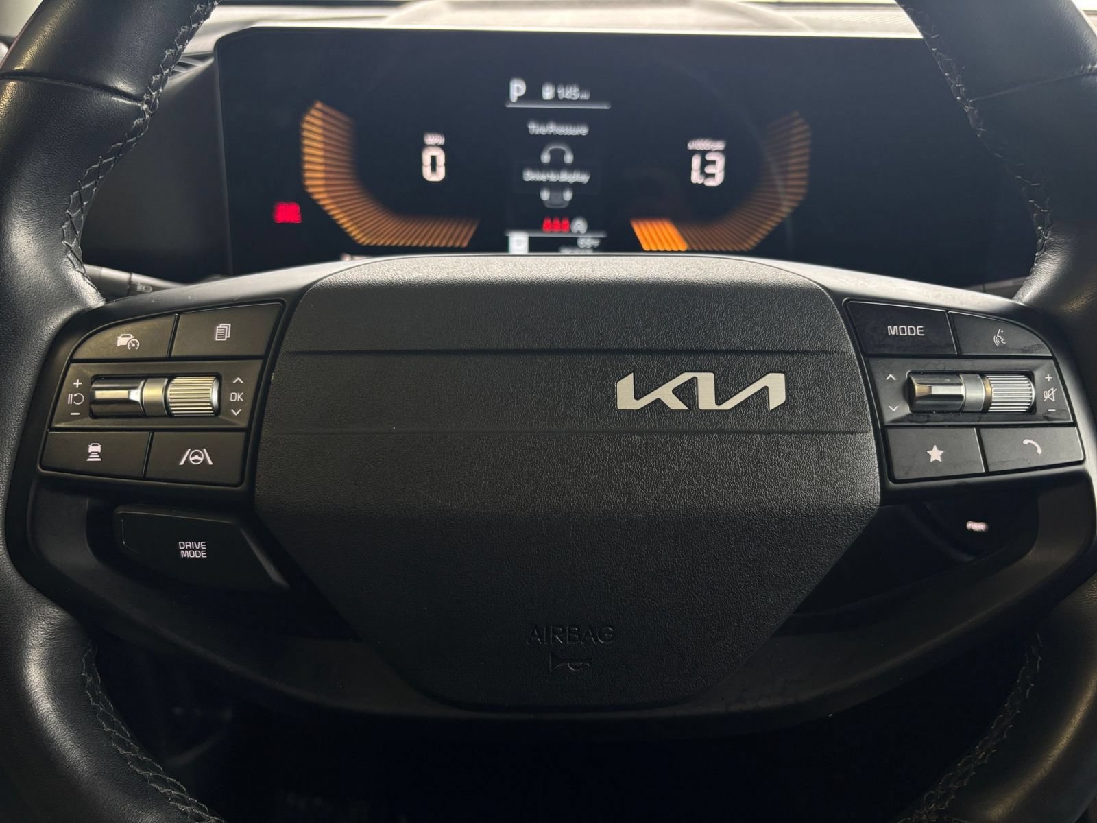 Used 2026 Kia Sportage LX FWD image 27