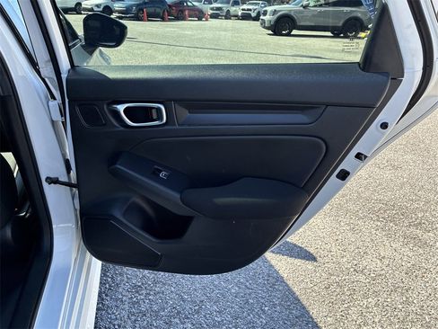 Used 2025 Honda Civic Sport image 30