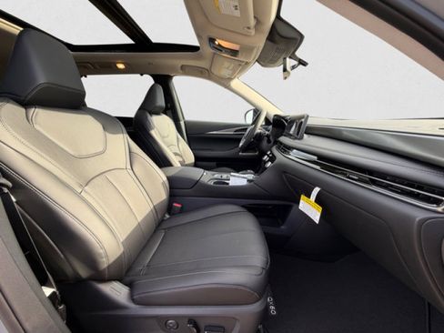 New 2026 INFINITI QX60 Luxe w/ Cargo Package AWD/4WD image 21