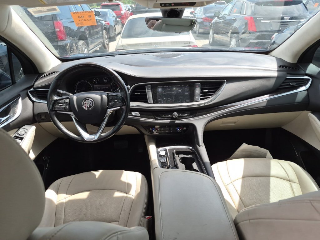 Used 2024 Buick Enclave Essence w/ Technology Package FWD image 7
