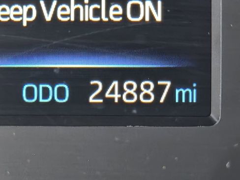 Used 2023 Toyota Tundra Limited AWD/4WD image 26