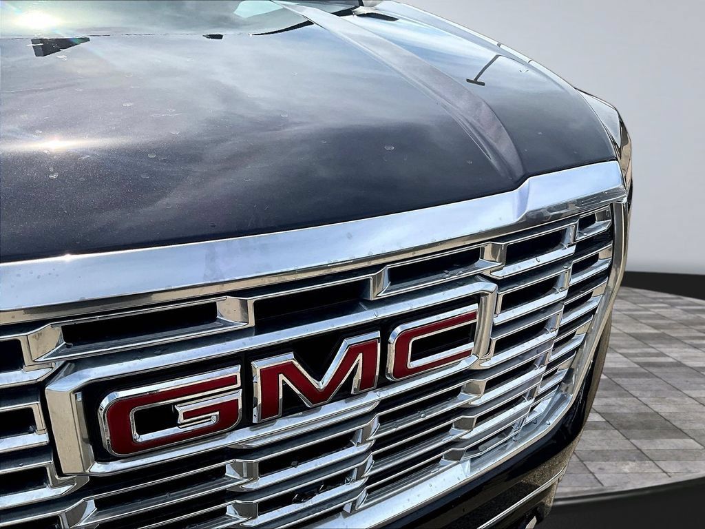 New 2026 GMC Yukon XL Denali w/ Sun & Power Step Package AWD/4WD image 37