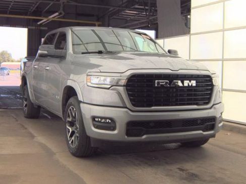 Used 2025 RAM 1500 Laramie w/ Sport Appearance Package AWD/4WD image 4