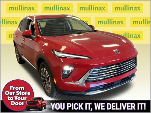 New 2025 Buick Envision Preferred image 2