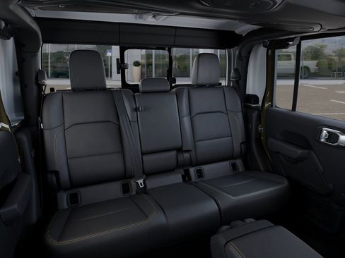 New 2025 Jeep Gladiator Sport w/ Premium Package image 17