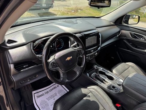 Used 2018 Chevrolet Traverse RS w/ LPO, Floor Liner Package image 16