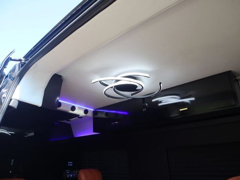 Used 2021 Mercedes-Benz Sprinter 2500 image 18