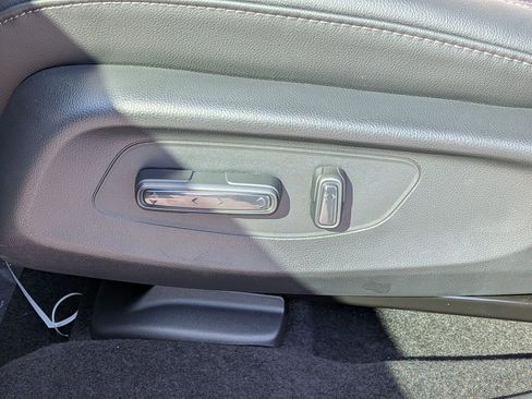 New 2026 Honda HR-V EX-L image 15