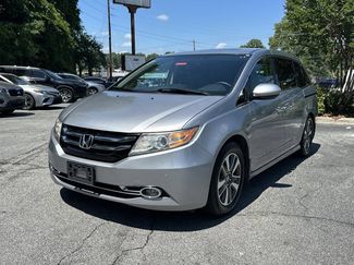 Used 2016 Honda Odyssey Touring video 2