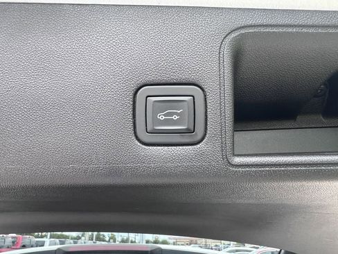 Used 2019 GMC Terrain Denali AWD/4WD image 16