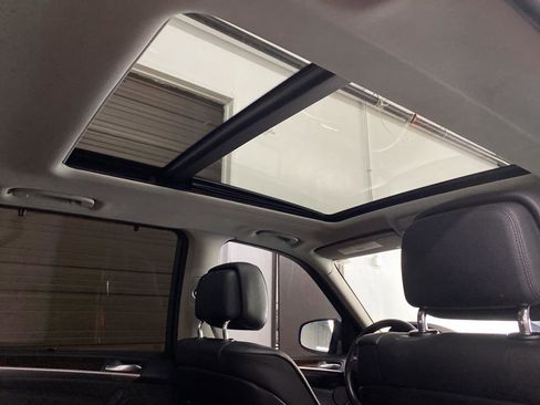 Used 2011 BMW X5 xDrive35d image 29