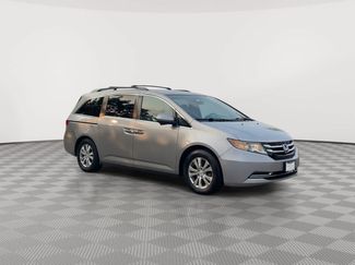 Used 2016 Honda Odyssey SE video 2