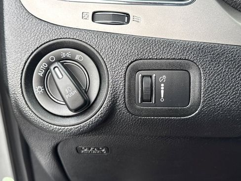 Used 2020 Dodge Journey Crossroad image 25