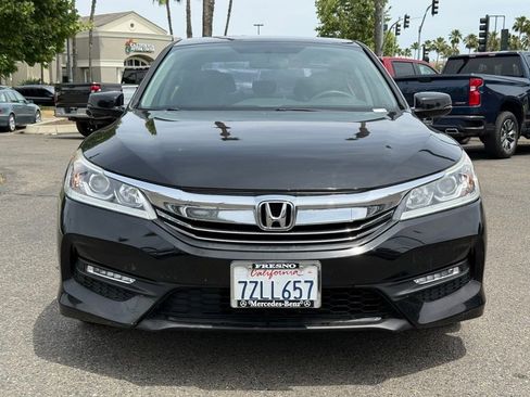 Used 2017 Honda Accord EX image 15