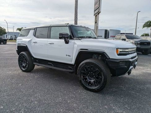 New 2026 GMC Hummer EV SUV AWD/4WD image 2