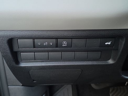 New 2026 Mitsubishi Outlander SE FWD image 26