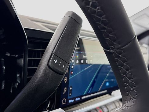 New 2025 GMC Sierra 2500 SLE w/ SLE Value Package; image 17