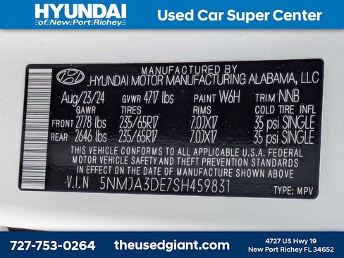 Used 2025 Hyundai Tucson SE image 32