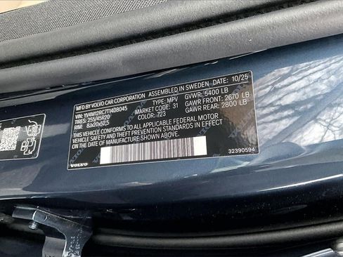 New 2026 Volvo XC60 B5 Plus w/ Protection Package Premier image 14