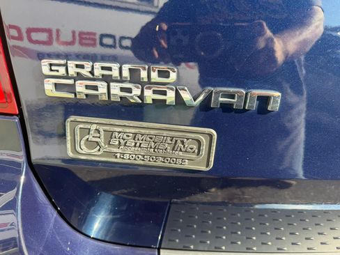 Used 2014 Dodge Grand Caravan SE w/ Quick Order Package 29E SE FWD image 42