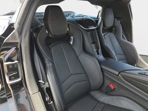 Used 2026 Chevrolet Corvette Stingray Preferred Cpe w/ Stealth Interior Trim Package RWD image 13