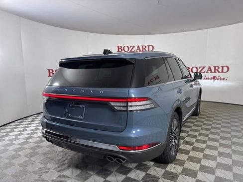 New 2025 Lincoln Aviator Premiere image 7