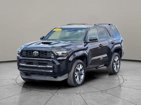 Certified 2025 Toyota 4Runner TRD Sport AWD/4WD image 2
