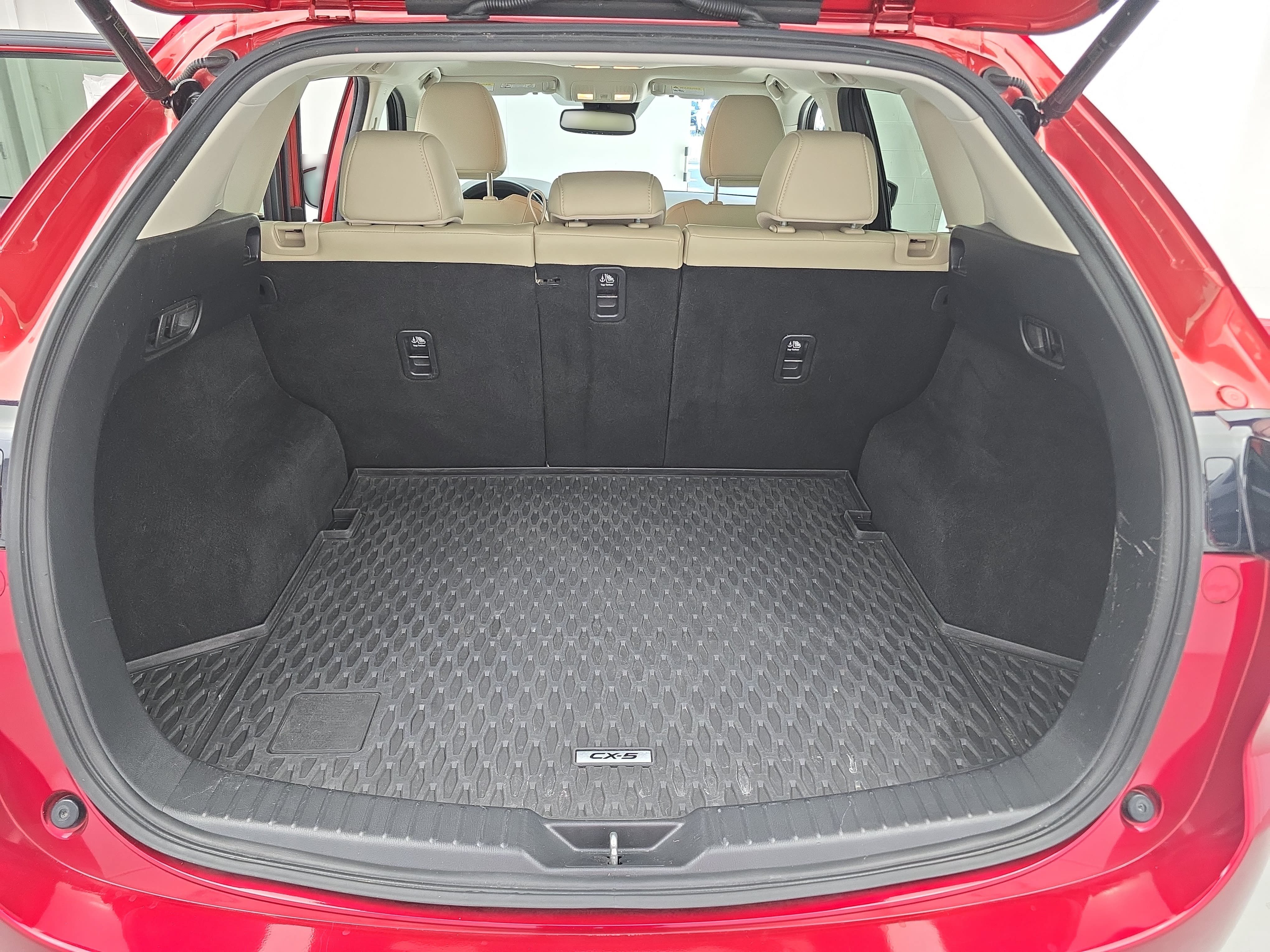 Used 2019 MAZDA CX-5 Touring FWD image 12