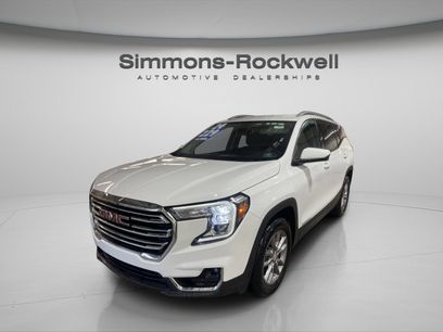 Used 2024 GMC Terrain SLT
