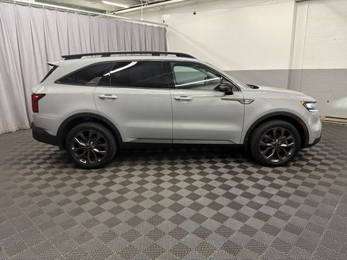 Certified 2023 Kia Sorento X-Line EX AWD/4WD image 5