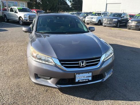 Used 2015 Honda Accord Touring image 1