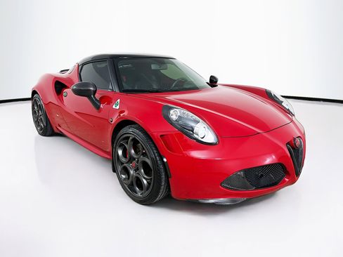 Used 2015 Alfa Romeo 4C Launch Edition w/ Convenience Group image 3