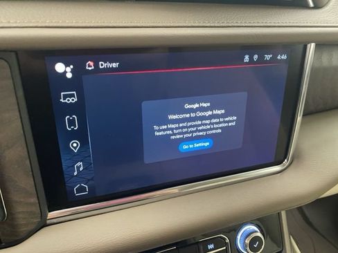 Used 2023 GMC Yukon XL Denali w/ LPO, Floor Liner Package AWD/4WD image 5