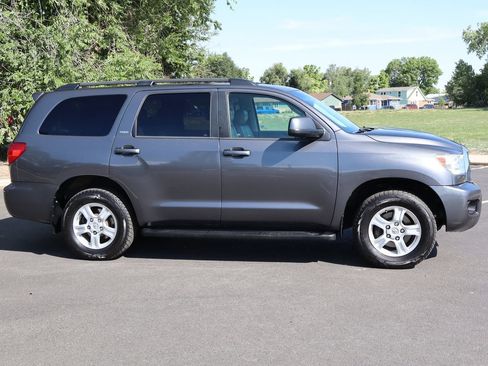 Used 2012 Toyota Sequoia SR5 w/ Premium Pkg AWD/4WD image 3