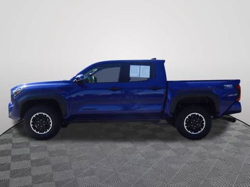 Used 2024 Toyota Tacoma TRD Off-Road w/ TRD Off Road Upgrade Package AWD/4WD image 2