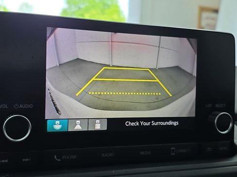 Certified 2023 Honda Accord LX image 22