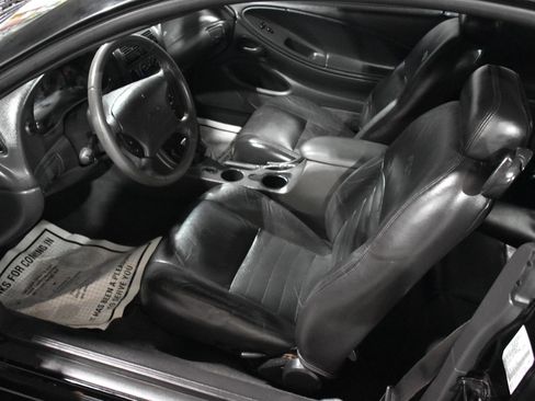 Used 2002 Ford Mustang GT image 34