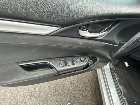 Used 2020 Honda Civic EX image 11