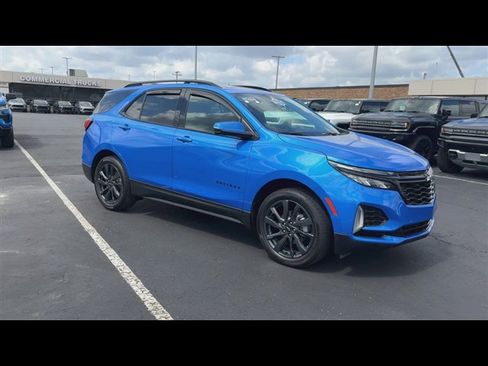 Certified 2024 Chevrolet Equinox RS w/ RS Leather Package AWD/4WD image 2