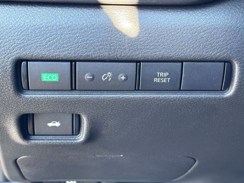 Used 2024 Nissan Sentra S FWD image 22