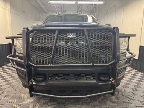Used 2022 RAM 2500 Tradesman AWD/4WD image 2
