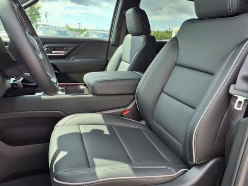 New 2026 Chevrolet Silverado EV LT image 15